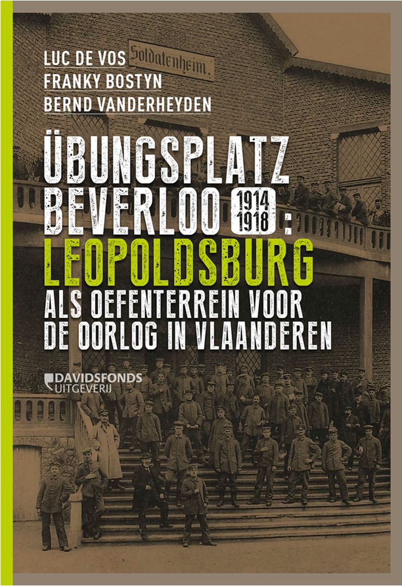 Omslagfoto van het boek Uebungsplatz Beverloo.